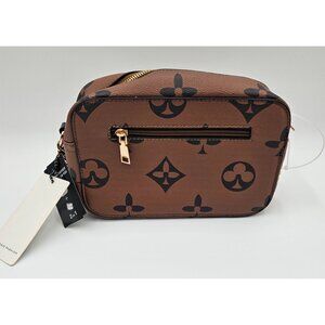 NWT Classic Fashion Vegan Leather Crossbody Bag With Wallet READ